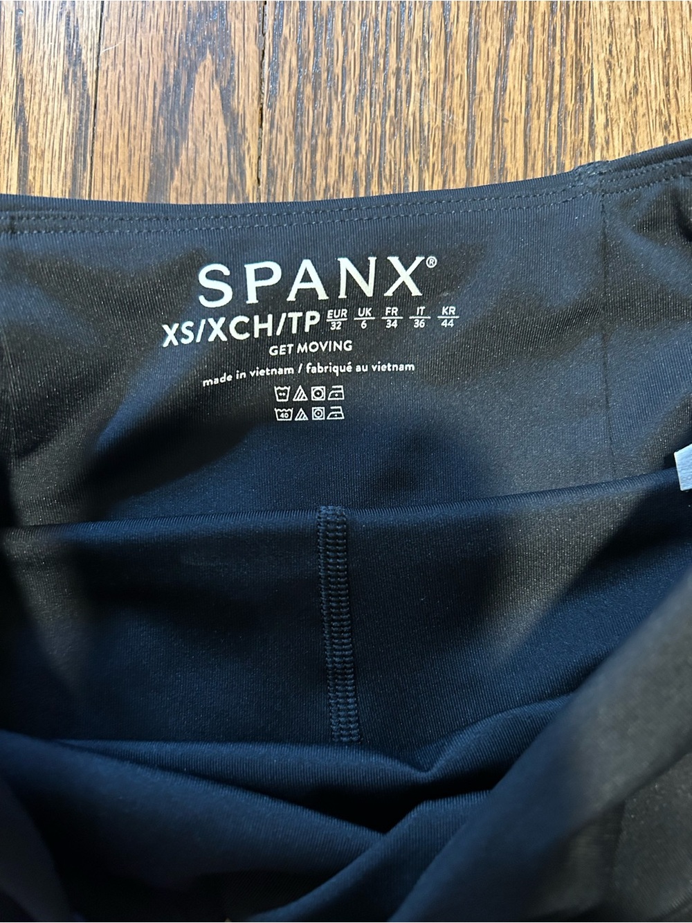 SPANX Get Moving Black Athletic Skort NWT XS High Rise Tennis Golf Running Skirt - Picture 2 of 6